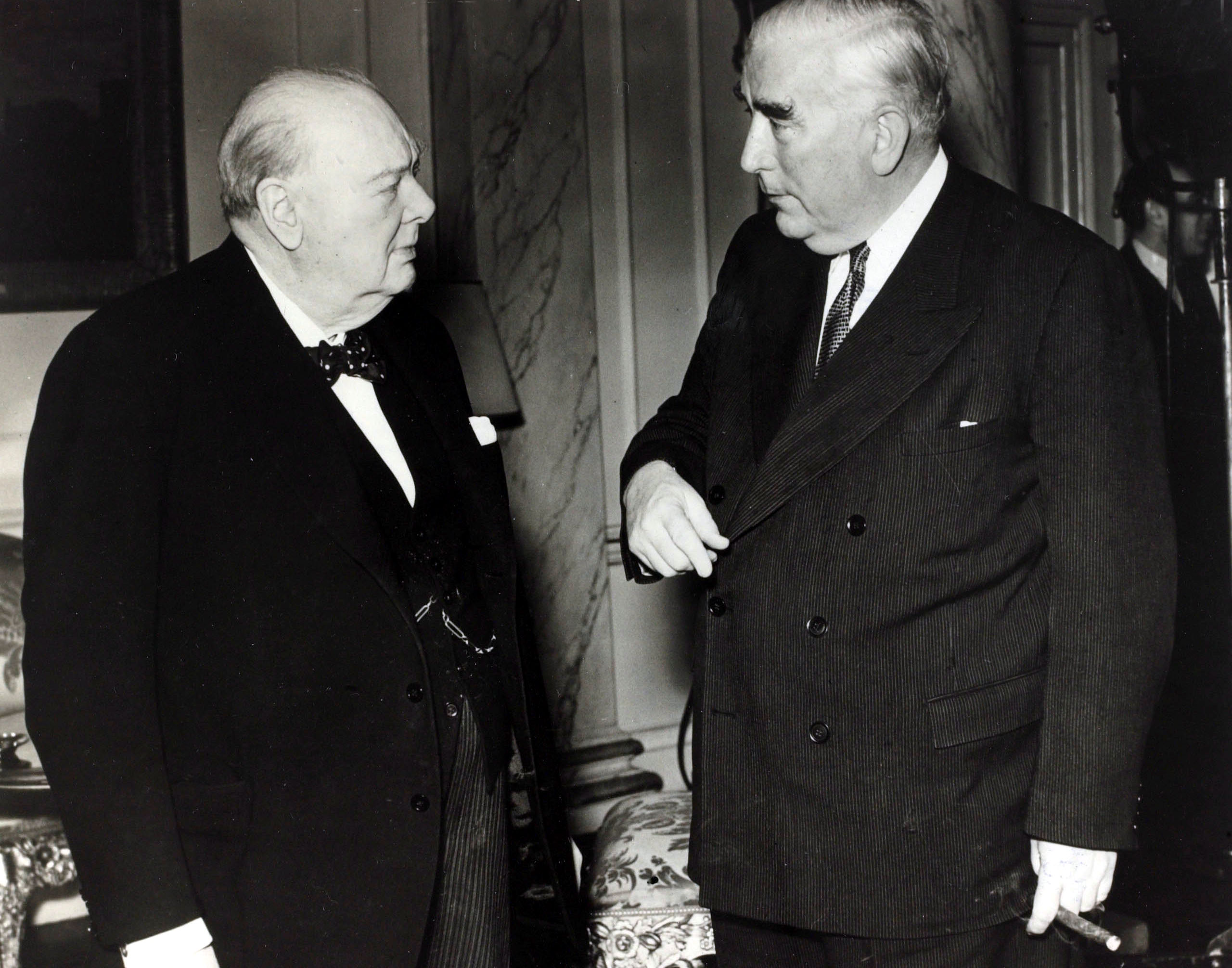 Robert Menzies meets Winston Churchill at the Commonwealth Conference of Prime Ministers in London, January 1955