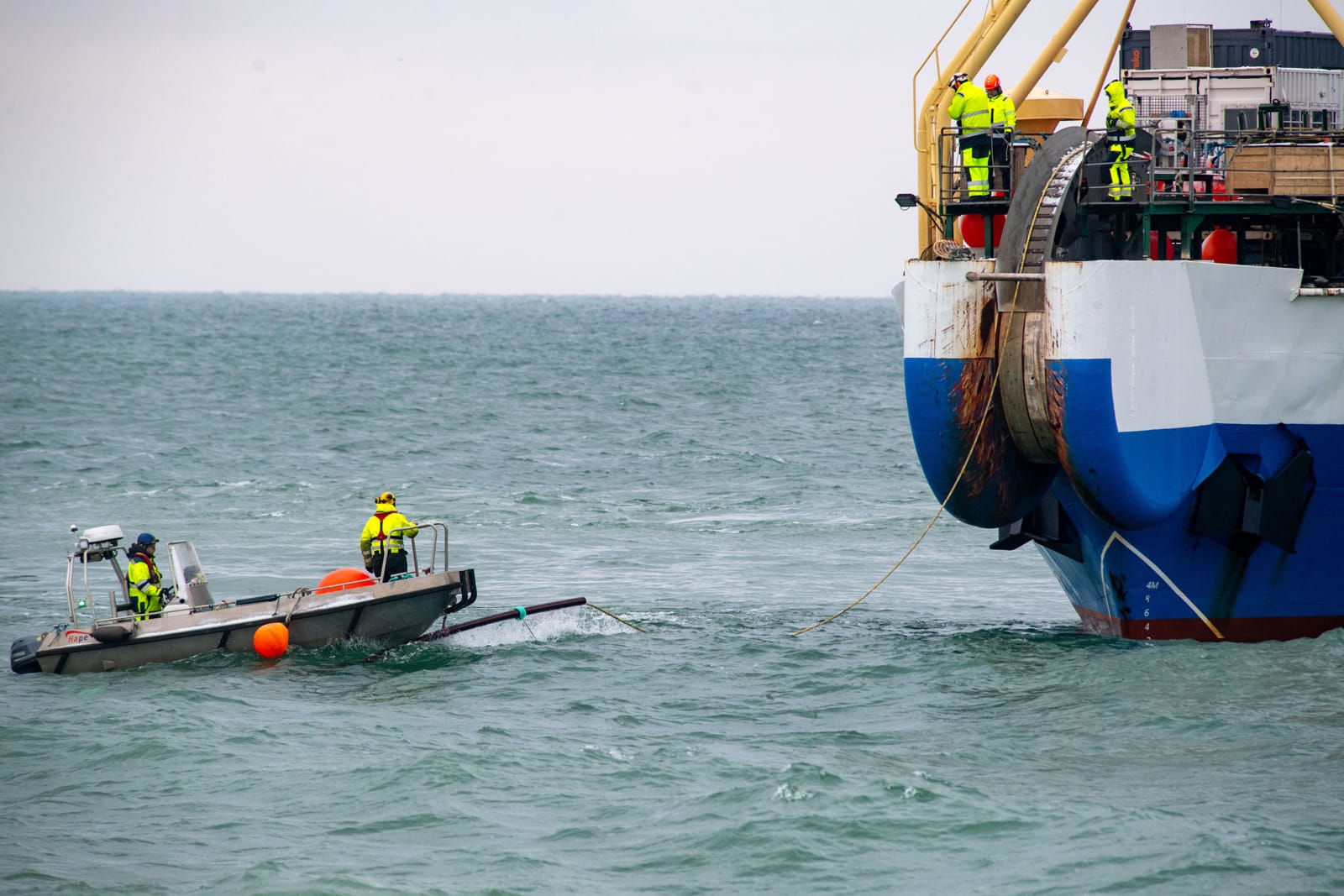 The awkward job of laying down submarine cables (Stefan Sauer via Getty Images)