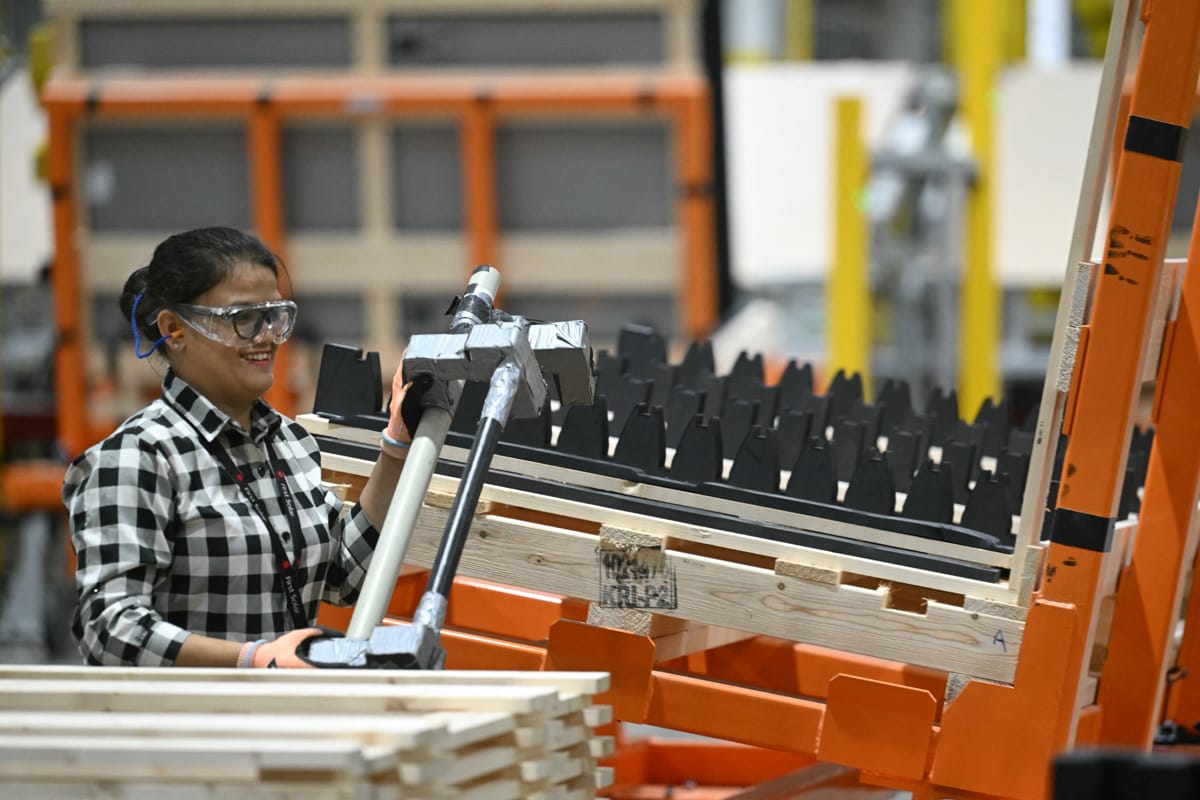 A newly-opened solar panel manufacturing plant in Sriperumbudur, India, 11 January 2024 (R.Satish Babu/AFP via Getty Images)