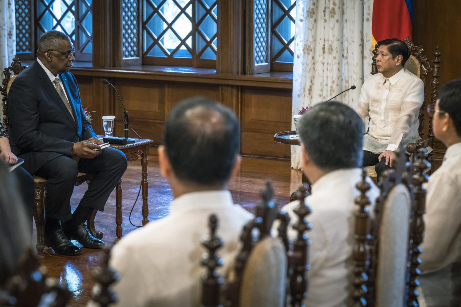 US Secretary of Defence Lloyd Austin meets with Philippine President Ferdinand "Bongbong" Marcos in Manila, February  2023 (US Secretary of Defence/Flickr)