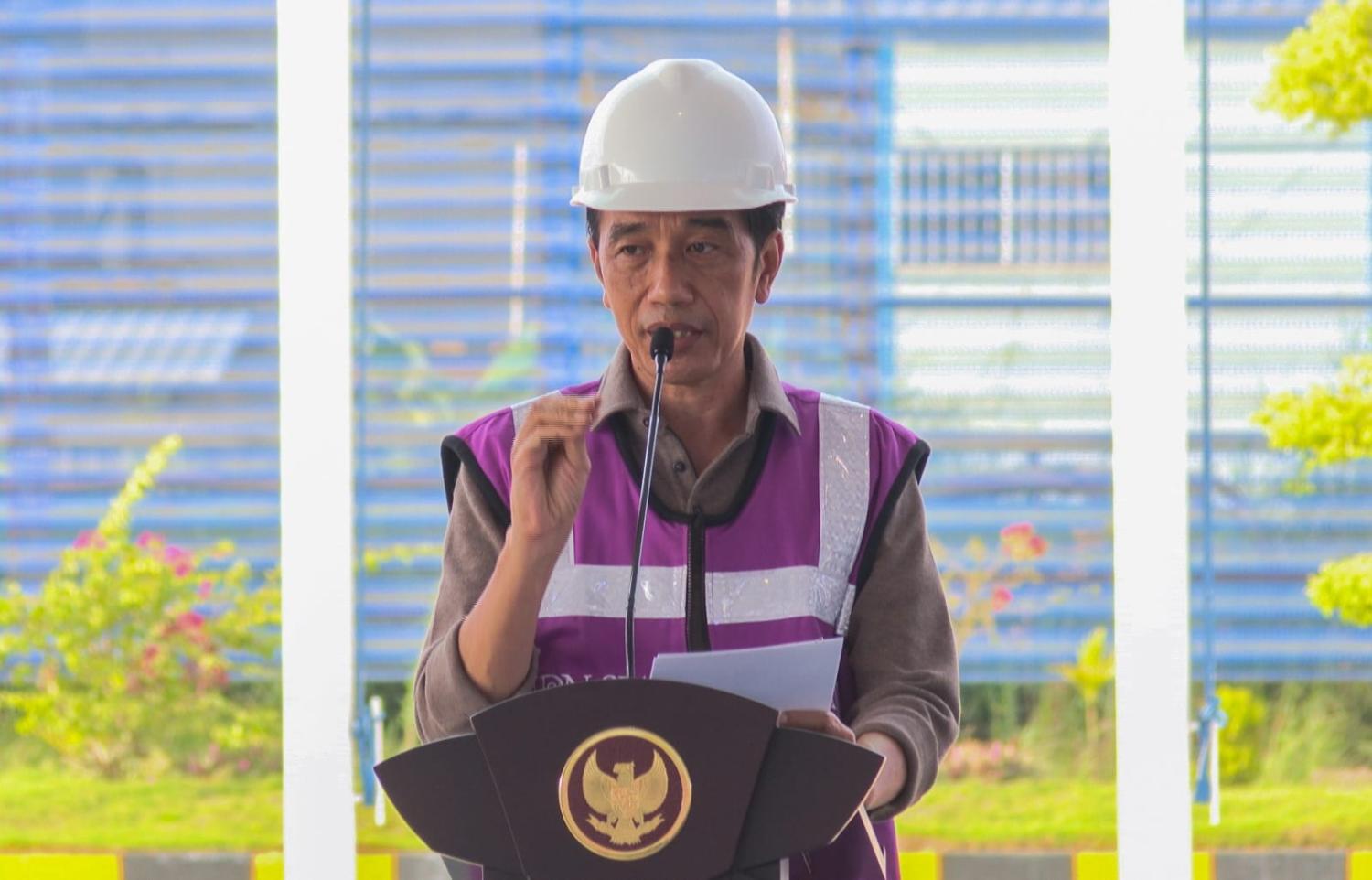 Indonesian President Joko Widodo at a ceremony to mark production commencing at a ferronickel smelter plant in Central Sulawesi province, Indonesia, December 2021 (Xinhua via Getty Images)