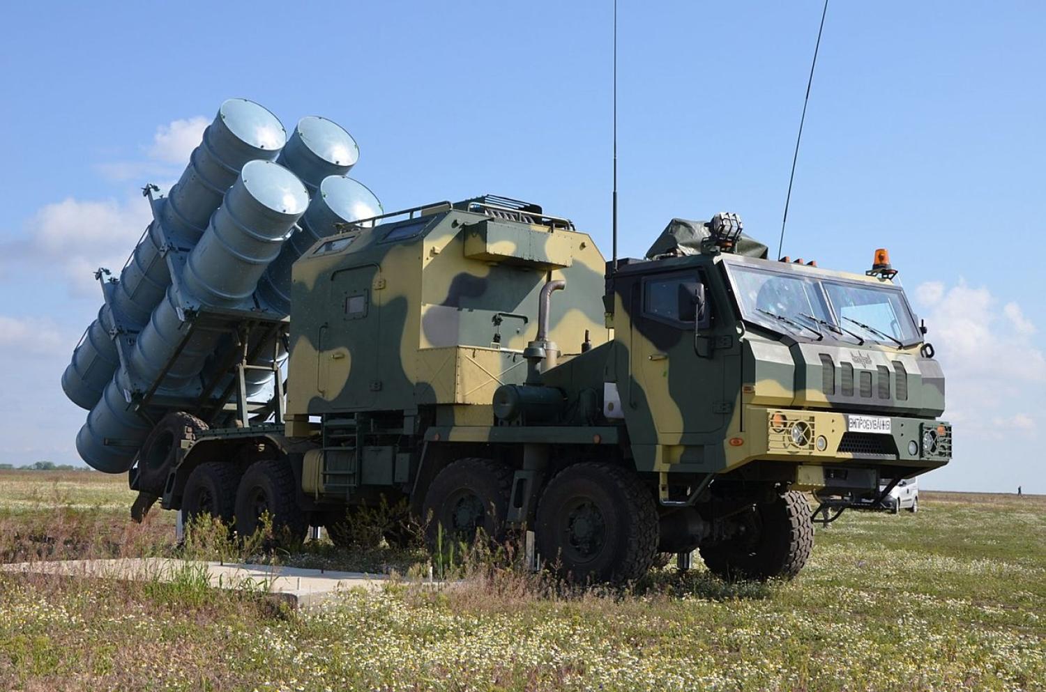 Mobile launcher for the Neptune missile, which sank the Russian cruiser "Moskva". (Wikimedia Commons)