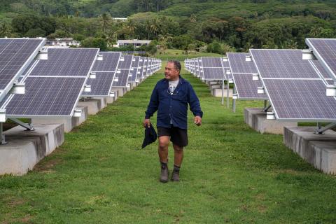 The Rarotonga airport solar power project, Cook Islands (Flickr/Asian Development Bank)